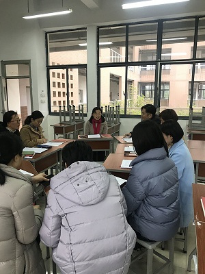 3、党员进行个人自评及互相评议.jpg