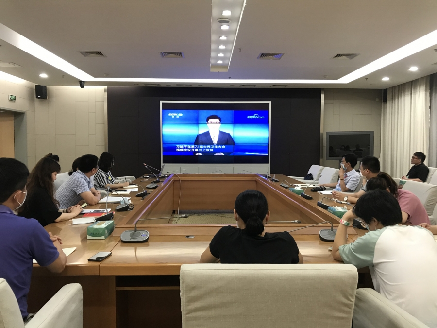 全体党员观看视频_副本.jpg