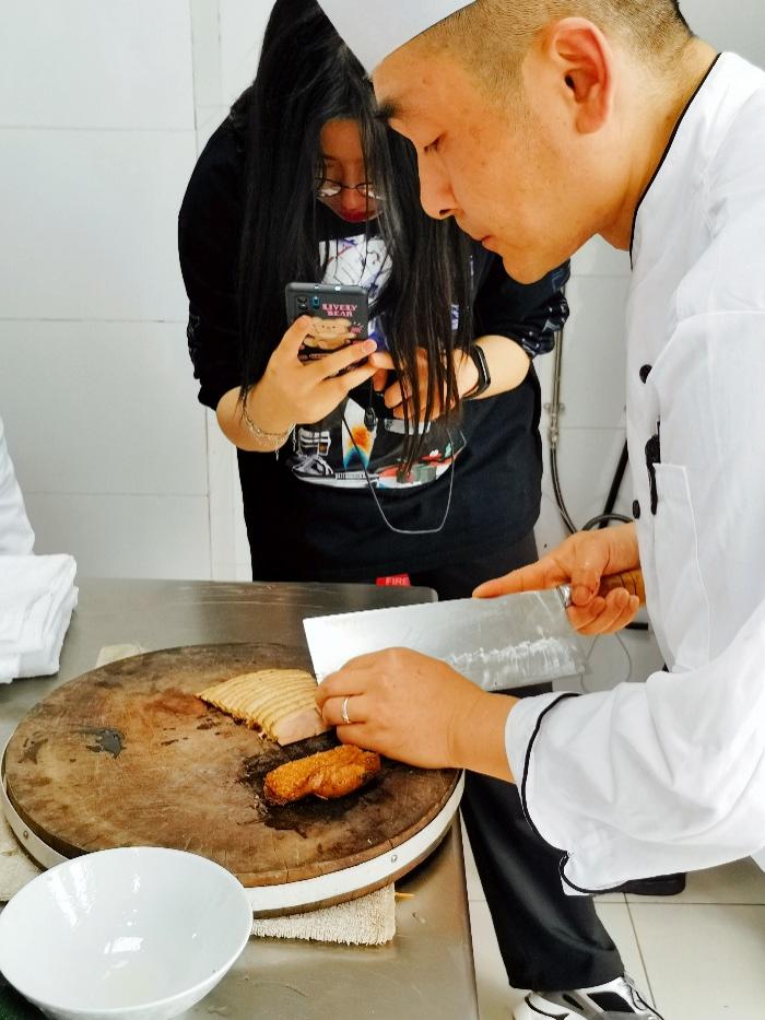 杨文庆.jpg