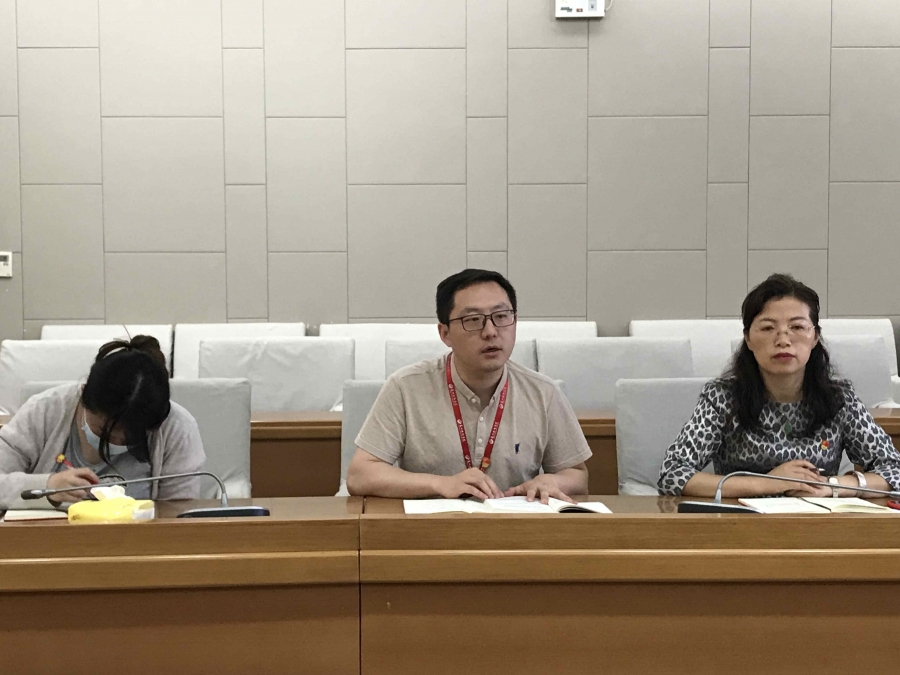 图4支部副书记鲁毅同志领学原著_副本.jpg