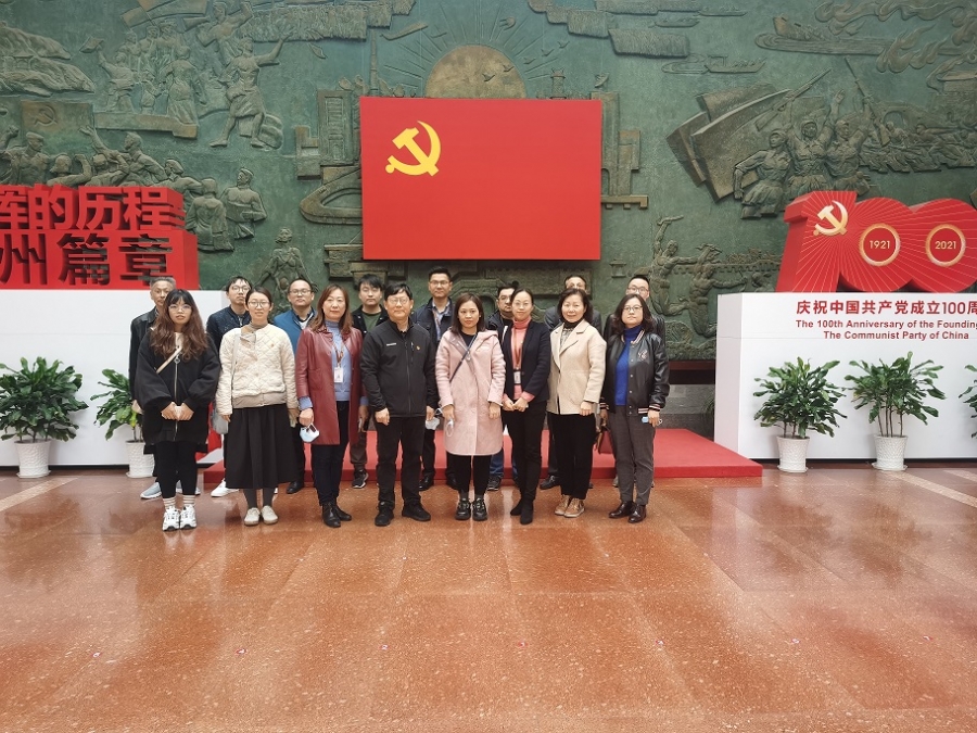 参观总体111.jpg