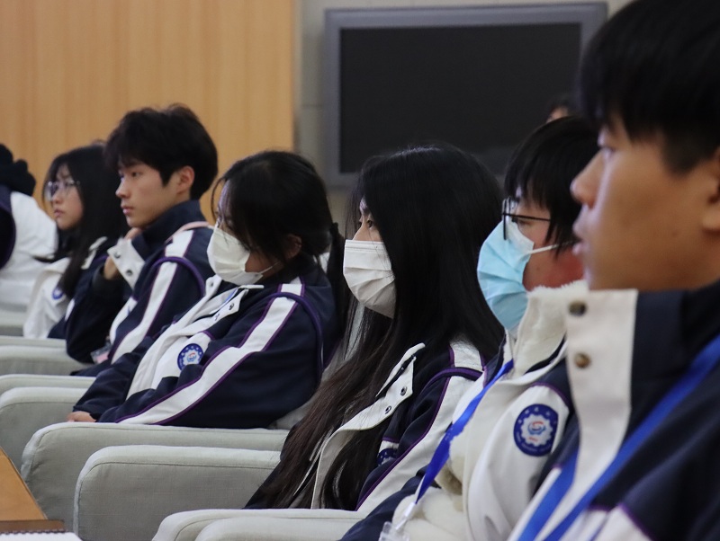 学.JPG