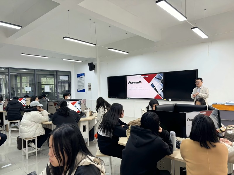 企业专家授课(1).jpg