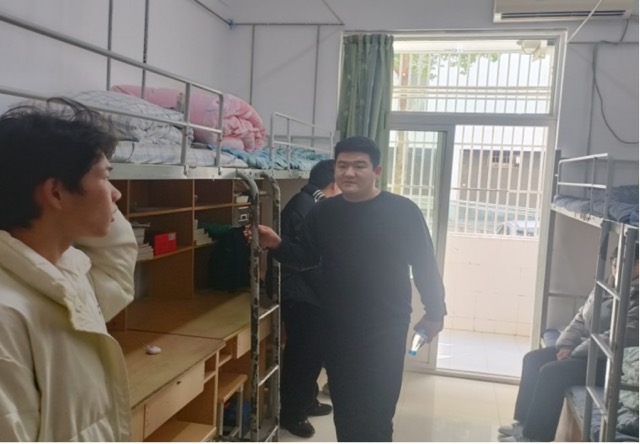 图片2 Medium.jpeg