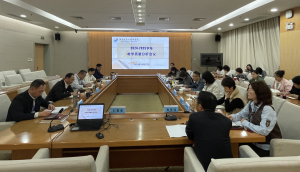 g8j2gsn5h1fraiinhi5u1mu8vi4.png 封面_副本.png