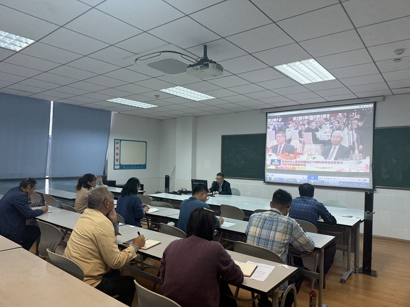 emjt2v61iietscqfugfst2eb5c7.jpg 111.jpg