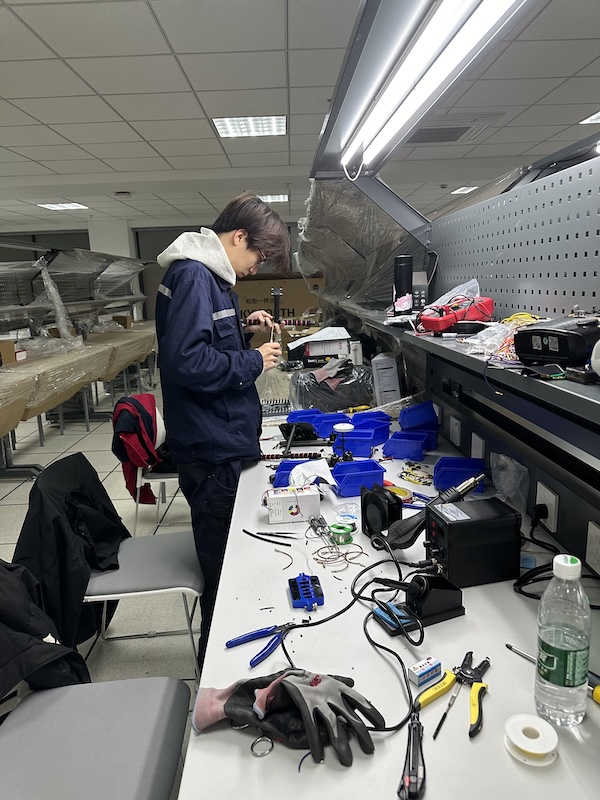 ff9jk3s6s9q0arjuds6al3h4gh5.jpg 2.jpg