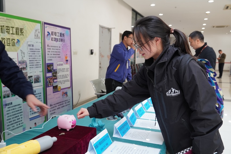 mlagh5q9po9aqo8et6tgspfj1k2.jpg 5.JPG