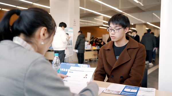 ma1sbt6kcgkbt9e22ior5r1re84.jpg 8-HR交流2.jpg