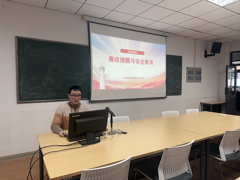 h5af3cp4riolf49i8mp97o3pad9.jpg 777.jpg