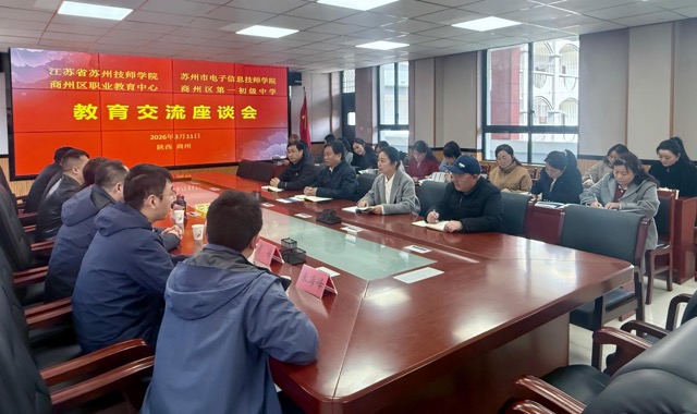 0hvi2ia6jh772tpcgtftooqpmb1.jpeg 04 Medium.jpeg