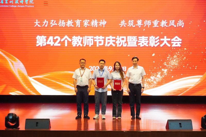 7kq18b86pvhr1o4re52n5qo30i1.jpg DSC08114.JPG